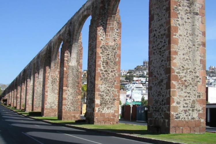 Querétaro aqueduct, Mexico 