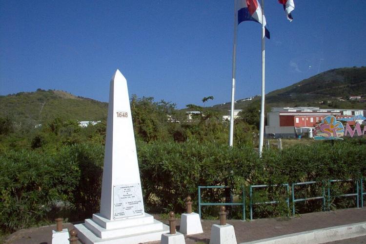 Border monument at crossing from St. Martin to Sint Maarten, dedicated in 2008
