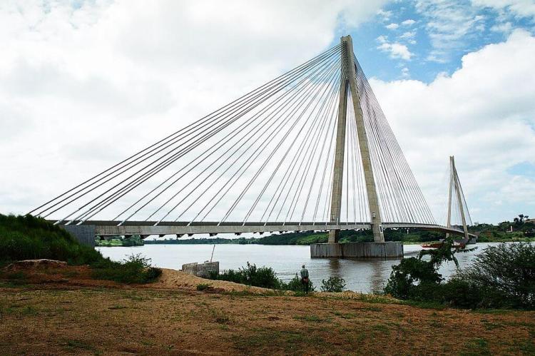 Bridge over the Paranaíba River
