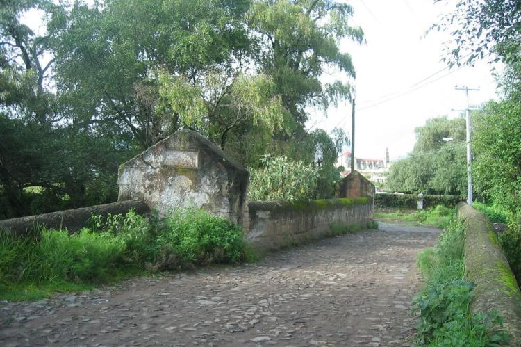 Puente Colorado, Camino Real de Tierra Adentro, Aculco, Mexico