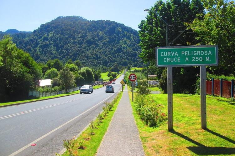 View of the Carretera Austral in the El Amarillo sector