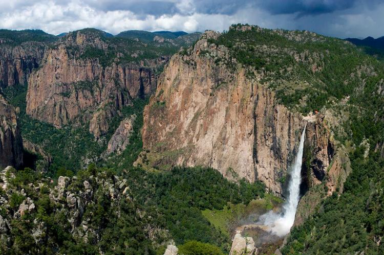 Cascada de Basaseachic, Copper Canyon, Mexico