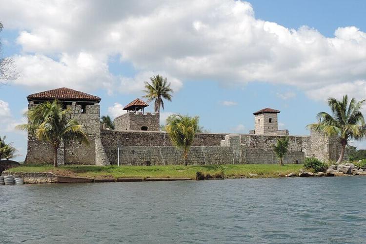 Castillo de San Felipe, Lago Izabal, Guatemala