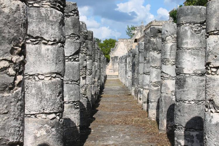 Templo de los Guerreros (Temple of the Warriors), Chichen-Itza, Mexico