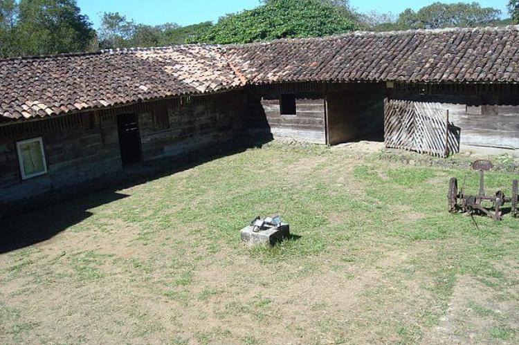  Casona Santa Rosa interior patio, Costa Rica