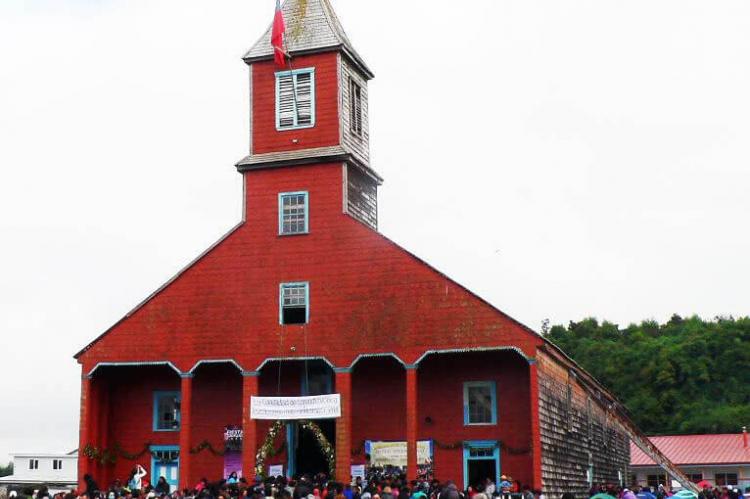 Iglesia de Caguach, Isla de Chiloé, Chile