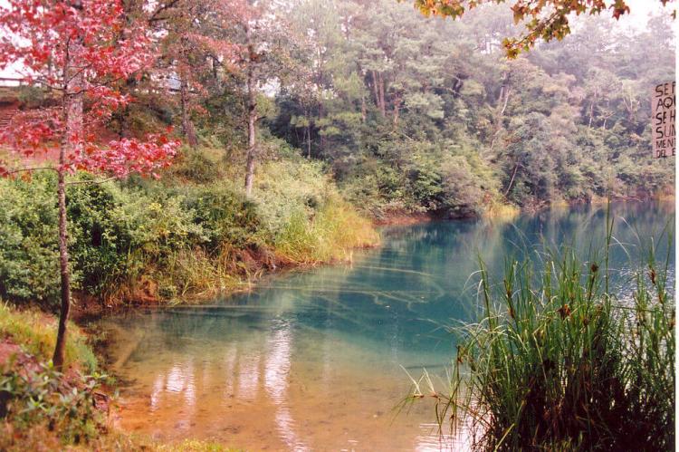 Lagos de Montebello, México