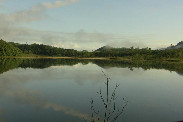Lago Nahá, Selva Lacandona, Mexico
