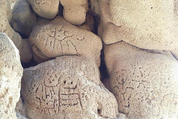 Las caritas de los Indios, Lago Enriquillo National Park (Dominican Republic)