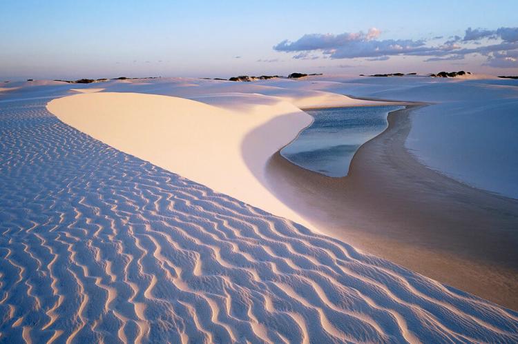 Dunes near Lagoa Bonita at Lençóis Maranhenses National Park, Brazil