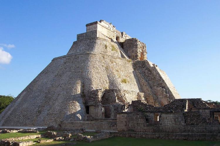 Magicians Temple, Uxmal (Mexico)