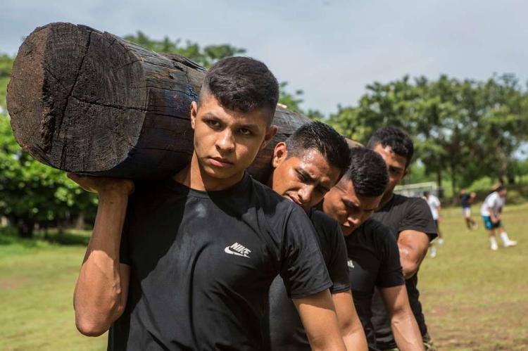 Marines with the Infante de Marina of El Salvador perform physical training at La Union, El Salvador