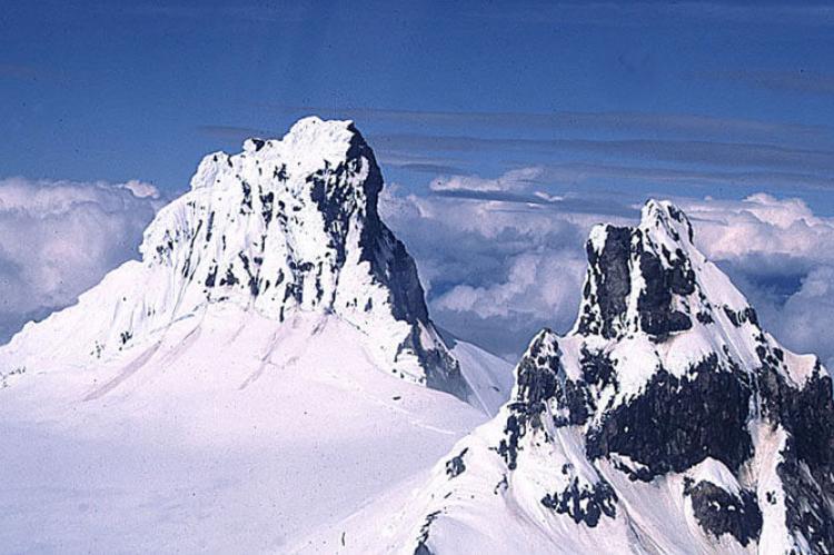 Melimoyu summits, Chile