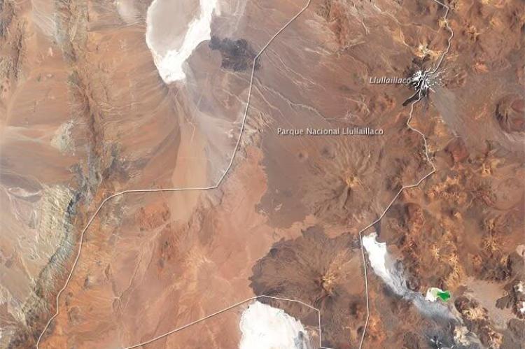 Parque Nacional Llullaillaco - NASA's Earth Observatory
