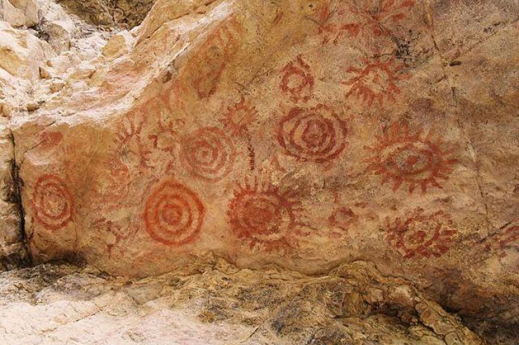 Pictographs discovered in a rock shelter outside Sáchica, Boyaça, Colombia