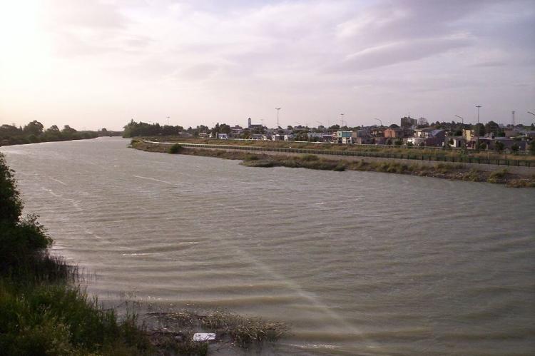 Rio Chubut, Rawson, Argentina