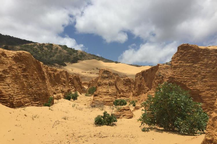 Rock formations, Guajira Desert, Serranía de Macuira, Colombia