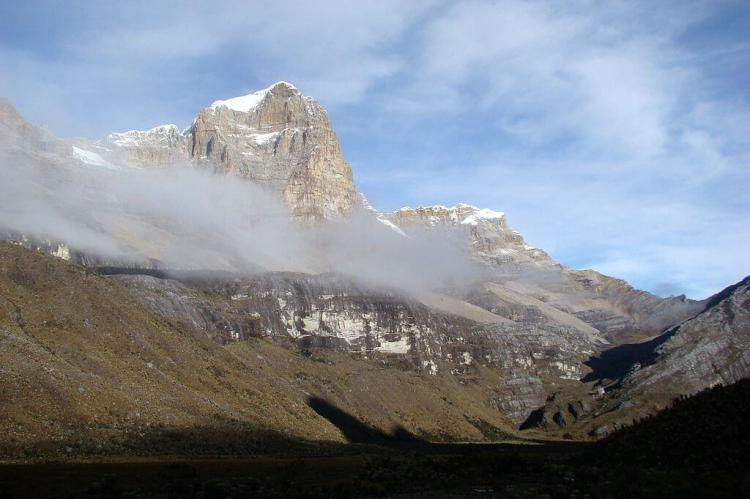 Ritacuba Blanco, seen from the Valle de Cojines, Sierra Nevada del Cocuy, Colombia