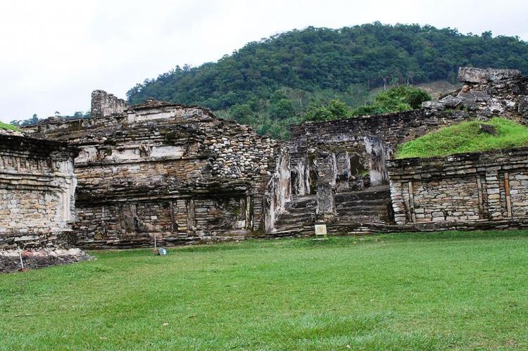 Building B in the Tajin Chico section of Tajin, Veracruz, Mexico