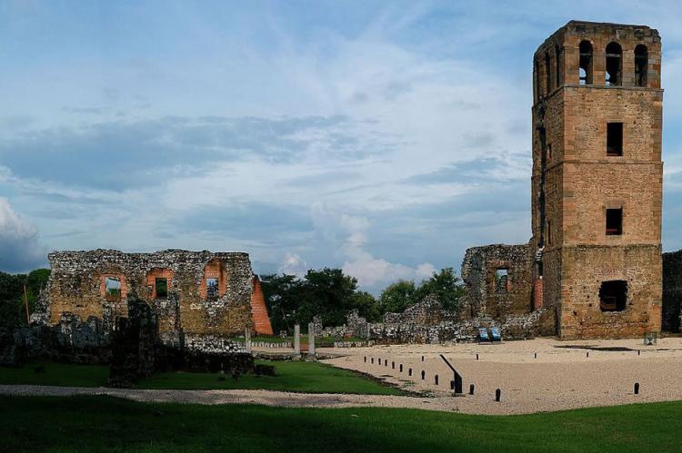 Torre de Panama Viejo