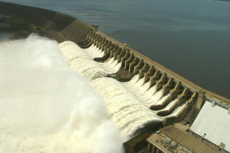 Tucuruí Dam spillway, Tocantins River, Brazil