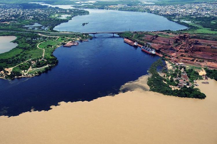 Union of Rio Caroni with Orinoco