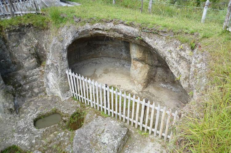 Tomb in the Alto de San Andrés in Tierradentro (Inzá, Cauca), Colombia