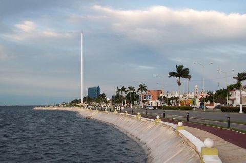 Malecón or coastal promenade, city of San Francisco de Campeche, Mexico.