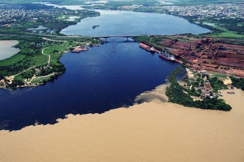 Union of Rio Caroni with Orinoco